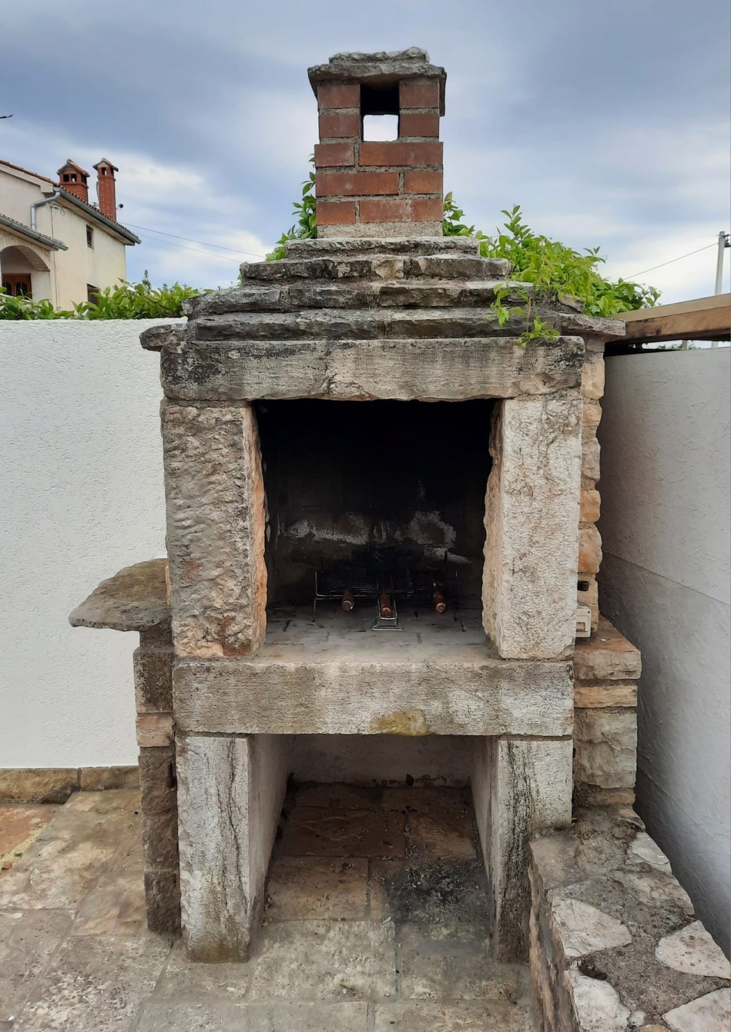 Casa in pietra ristrutturata con piscina nei pressi di Parenzo - ca. 7 km dal mare