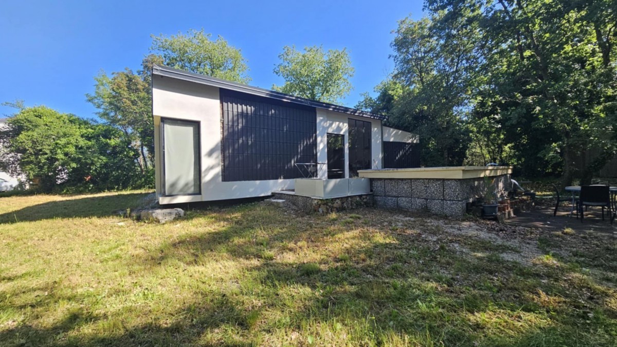 Casa in pietra ristrutturata con piscina nei pressi di Parenzo - ca. 7 km dal mare