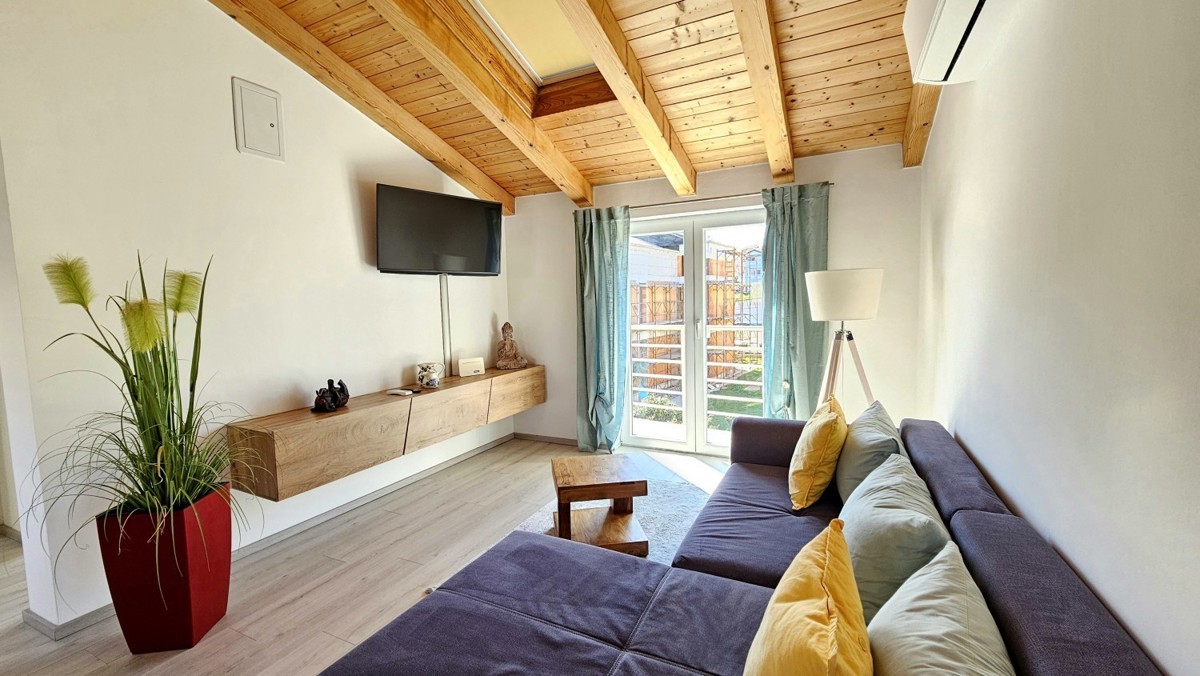 Funtana, Poreč – Appartamento in vendita, 58 m², 2° piano, posto auto, vicino al mare | Istria