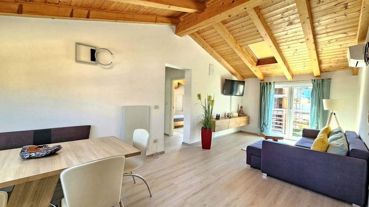 Funtana, Poreč – Appartamento in vendita, 58 m², 2° piano, posto auto, vicino al mare | Istria