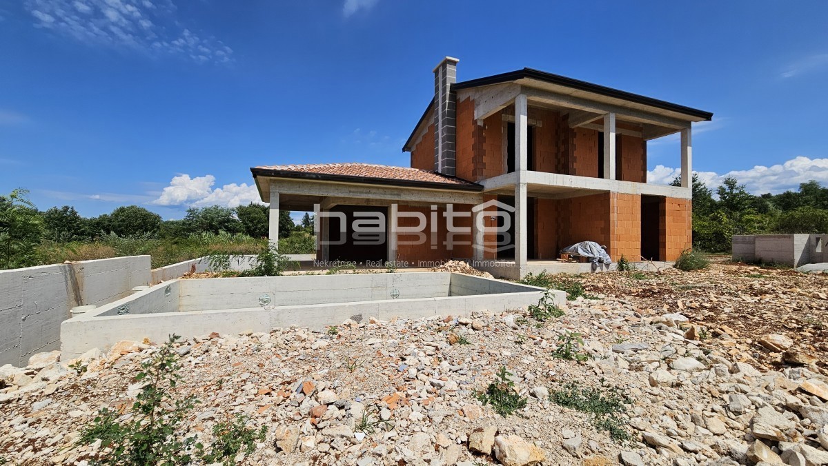 Zona Parenzo, vicino a Visignano - Casa in costruzione con piscina, un'opportunità per arredare a proprio piacimento