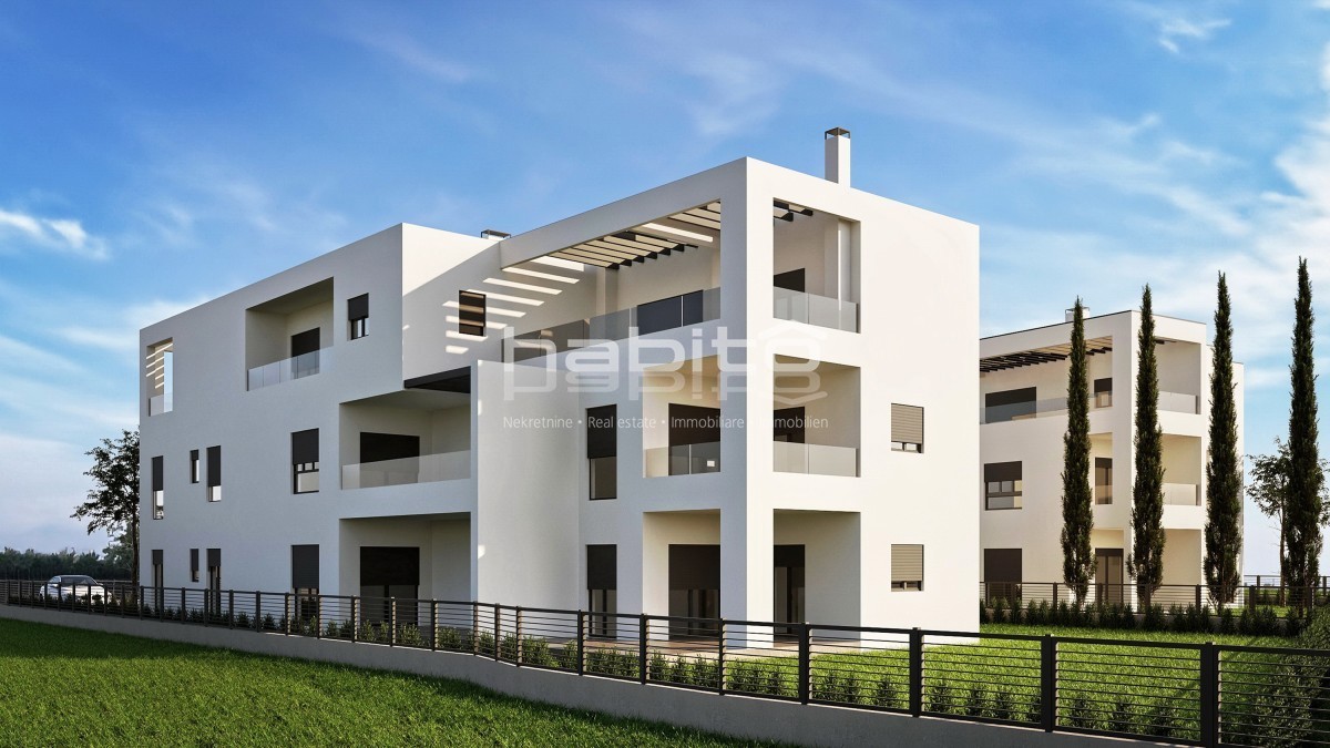 Istria, Poreč-Parenzo, nuovo appartamento di 167 m2, 2° piano, vista mare, 1500 m dal mare