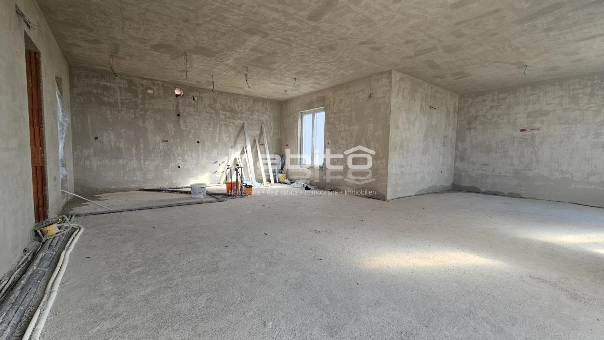 Istria, Poreč-Parenzo, nuovo appartamento di 167 m2, 2° piano, vista mare, 1500 m dal mare