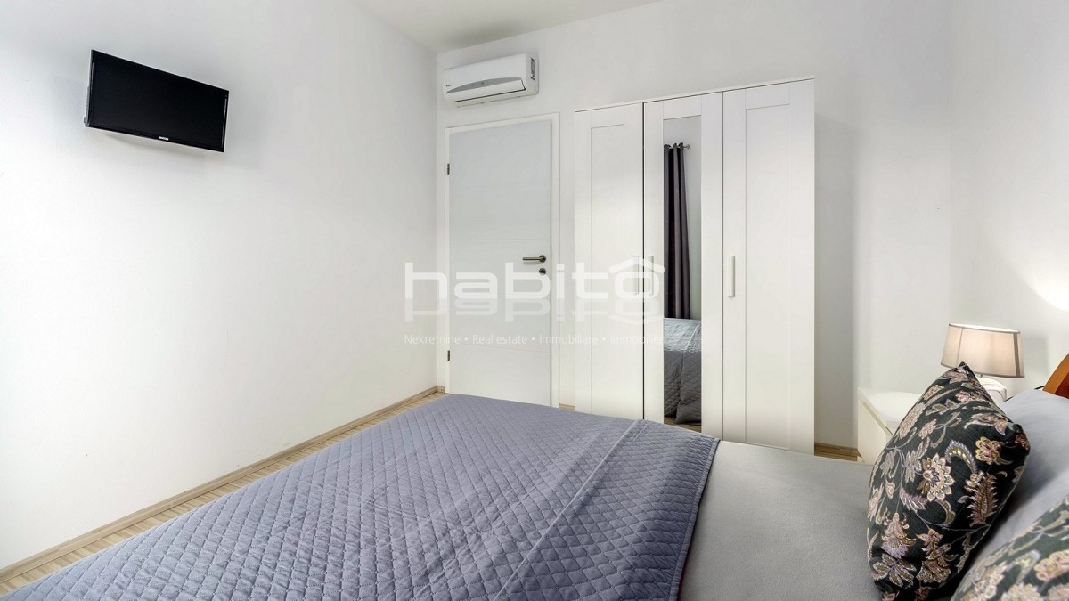 Poreč-Parenzo, casa indipendente di 134 m2 con piscina