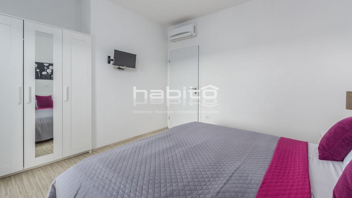 Poreč-Parenzo, casa indipendente di 134 m2 con piscina