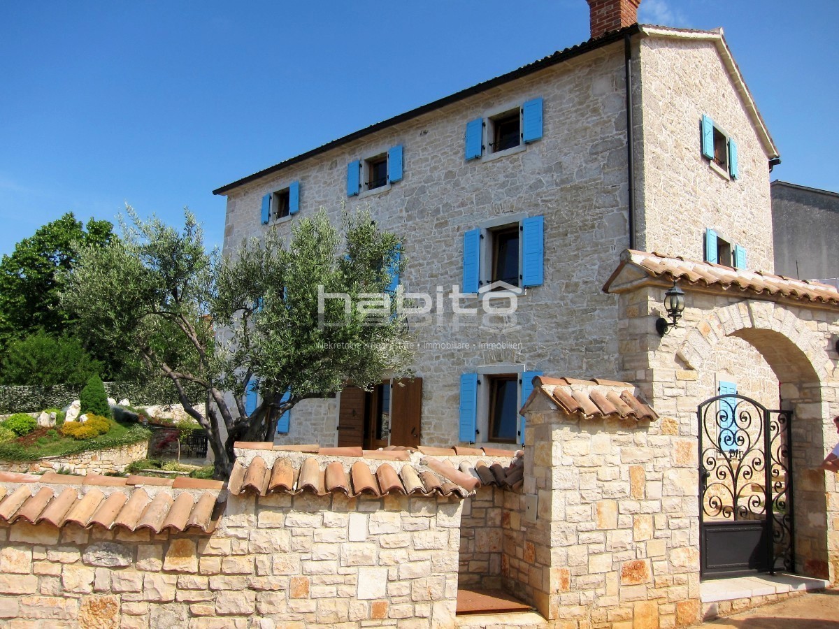 Zona di Visignano - Villa in pietra splendidamente ristrutturata con piscina e vista mare