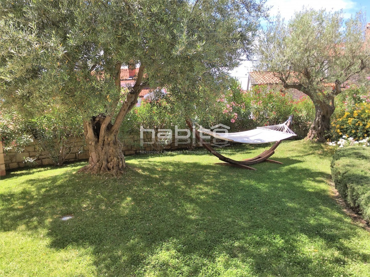 Zona di Visignano - Villa in pietra splendidamente ristrutturata con piscina e vista mare