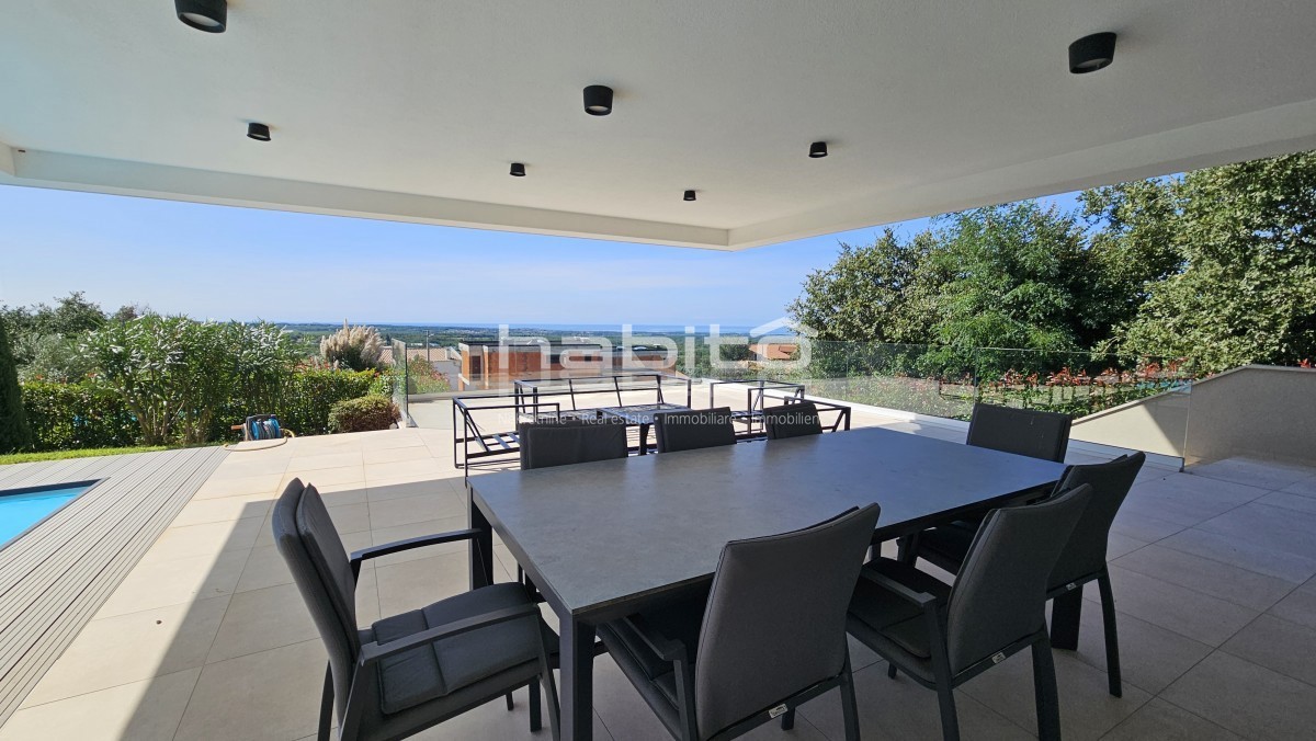 Dintorni di Parenzo - Gioiello istriano con vista panoramica sul mare