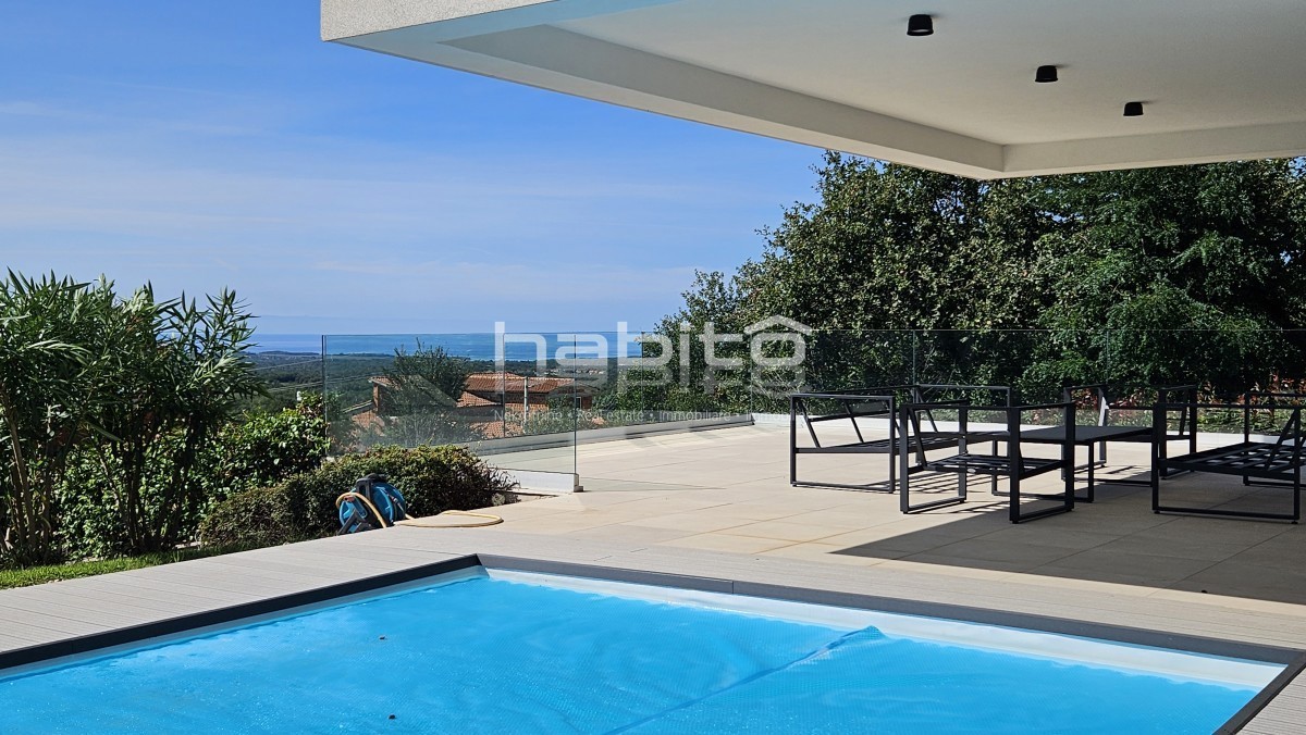 Dintorni di Parenzo - Gioiello istriano con vista panoramica sul mare