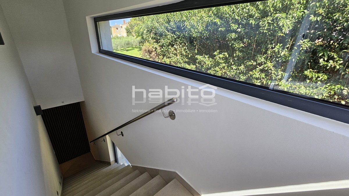 Dintorni di Parenzo - Gioiello istriano con vista panoramica sul mare