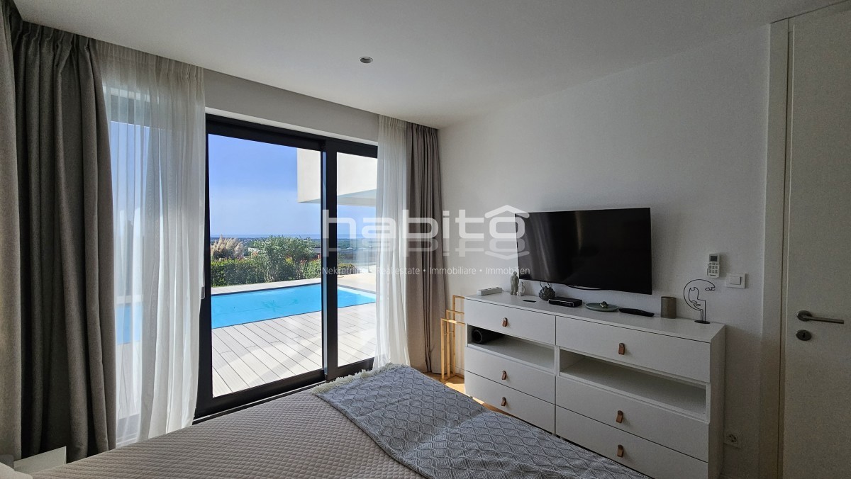 Dintorni di Parenzo - Gioiello istriano con vista panoramica sul mare