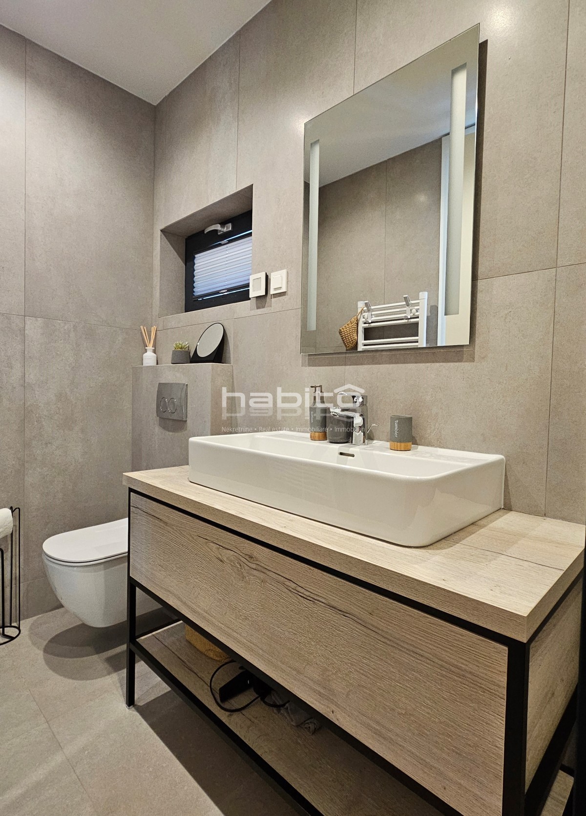 Dintorni di Parenzo - Gioiello istriano con vista panoramica sul mare