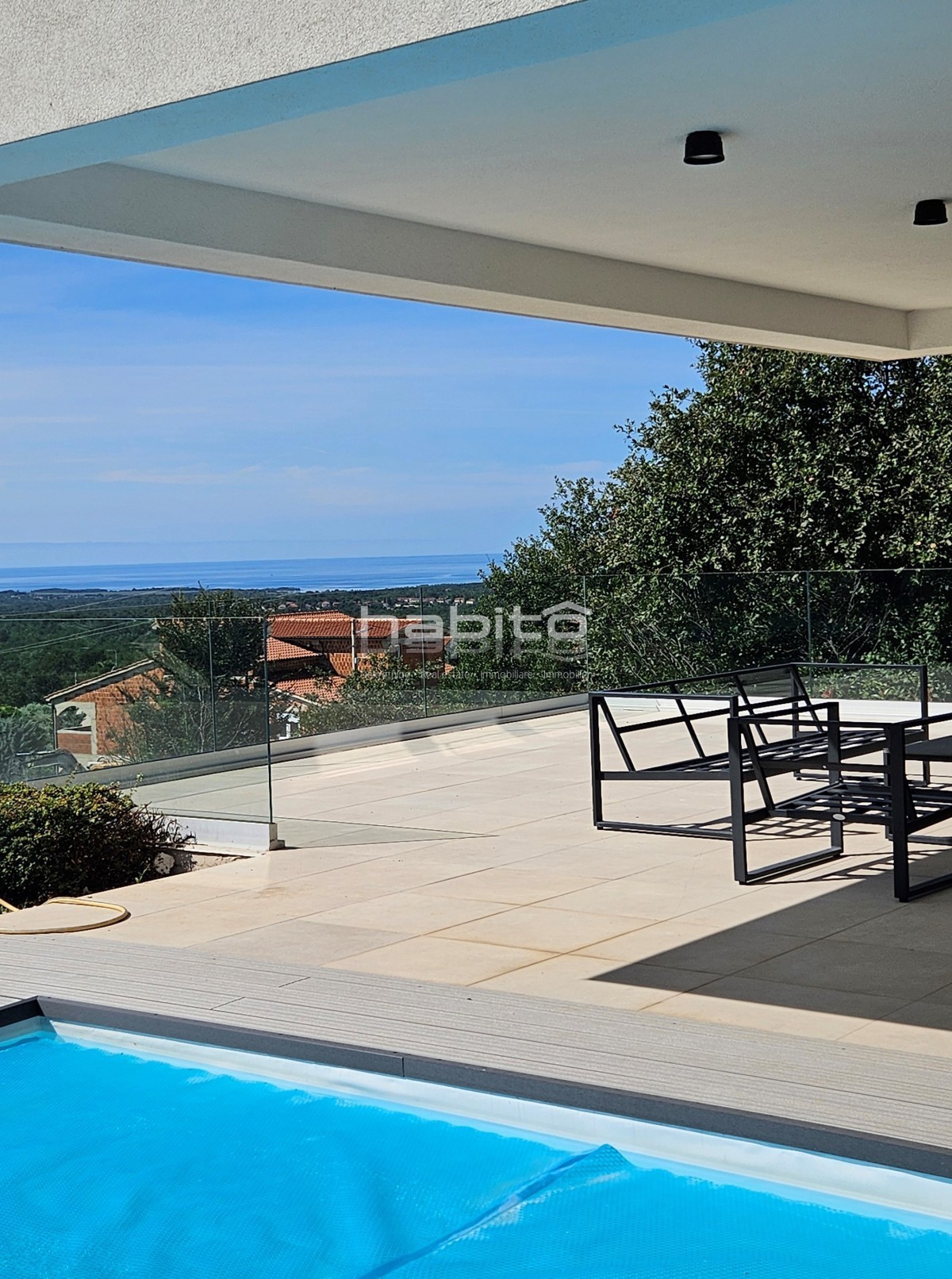 Dintorni di Parenzo - Gioiello istriano con vista panoramica sul mare