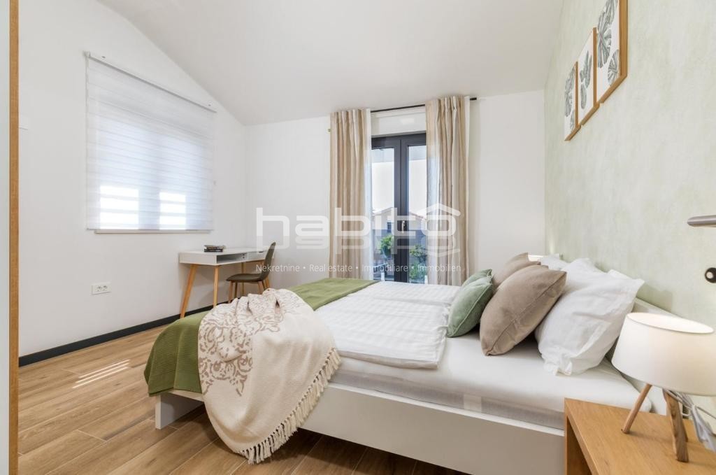 Parenzo - Splendida casa ai margini del villaggio, vista mare