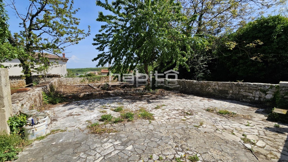 Parenzo 10 km, Visignano - Casa in pietra ristrutturata con vista mare