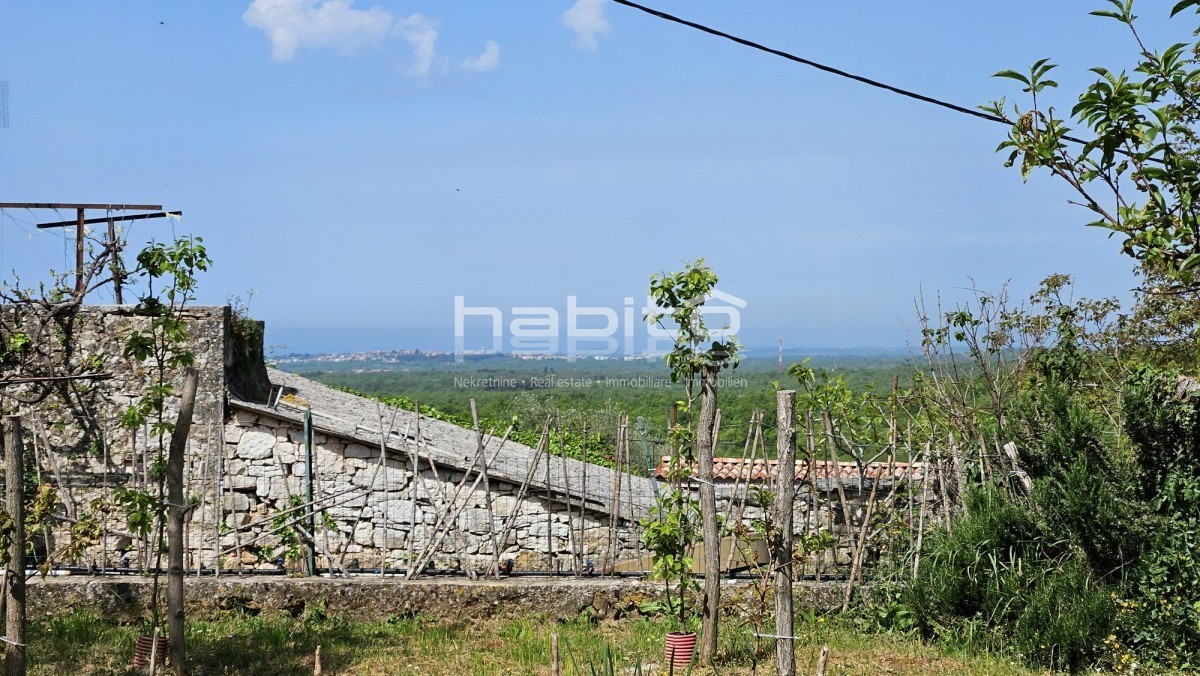 Parenzo 10 km, Visignano - Casa in pietra ristrutturata con vista mare