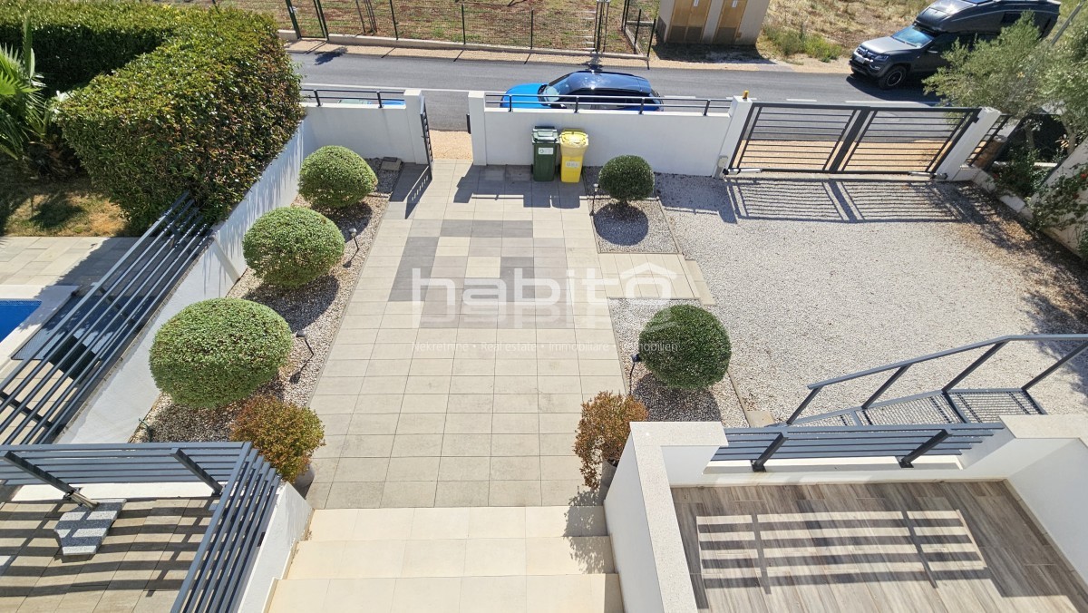 Zona Parenzo - Villa indipendente con piscina e vista mare