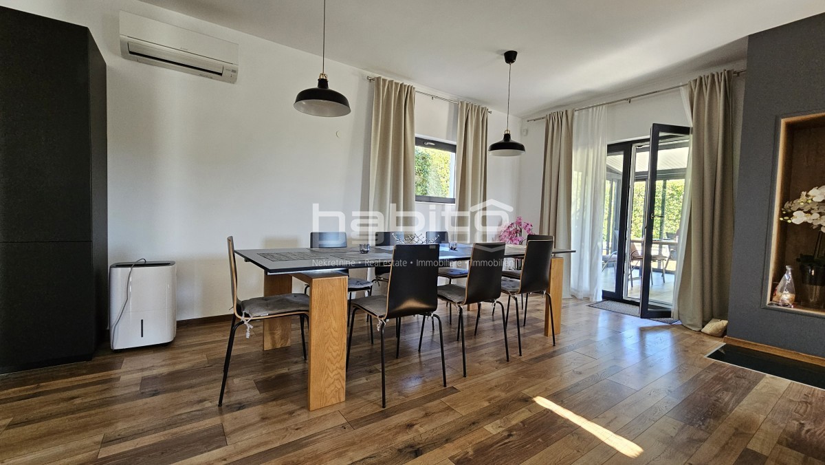 Zona Parenzo - Villa indipendente con piscina e vista mare