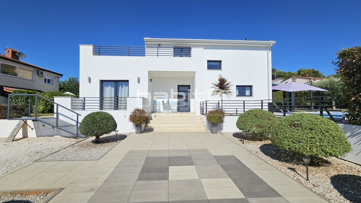 Zona Parenzo - Villa indipendente con piscina e vista mare