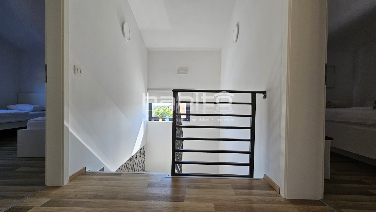 Zona Parenzo - Villa indipendente con piscina e vista mare