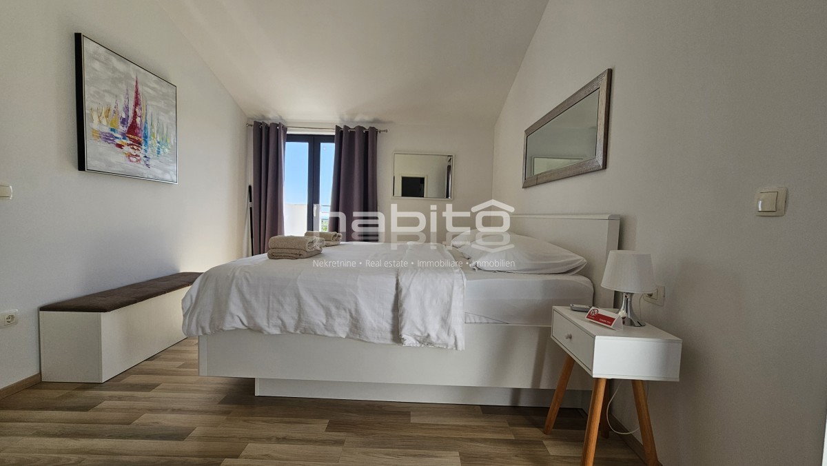 Zona Parenzo - Villa indipendente con piscina e vista mare