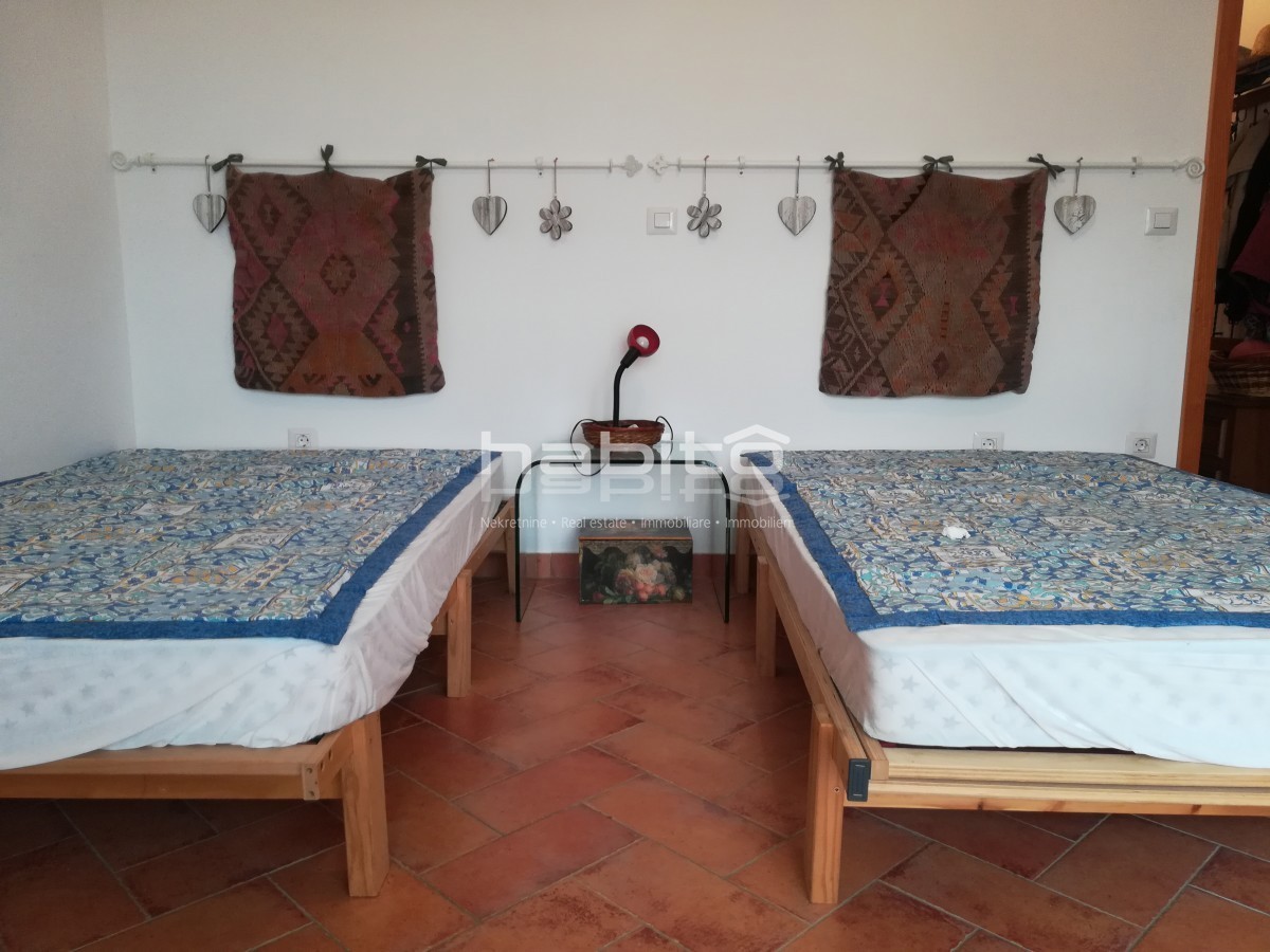 Parenzo 7 km - Casa in pietra indipendente vicino alla città