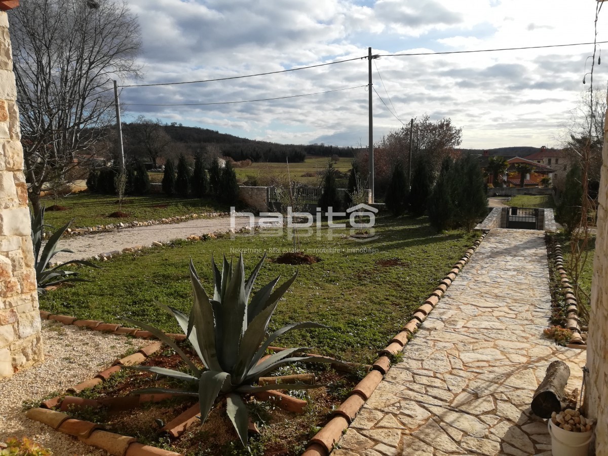 Parenzo 7 km - Casa in pietra indipendente vicino alla città