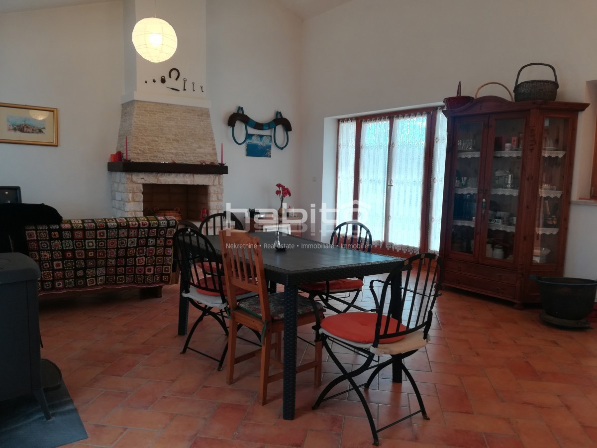 Parenzo 7 km - Casa in pietra indipendente vicino alla città