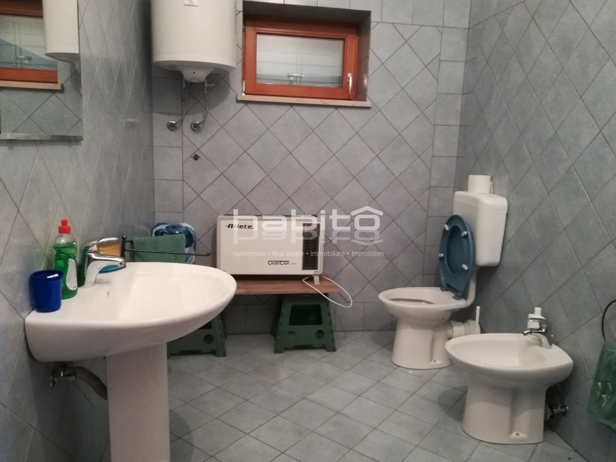 Parenzo 7 km - Casa in pietra indipendente vicino alla città