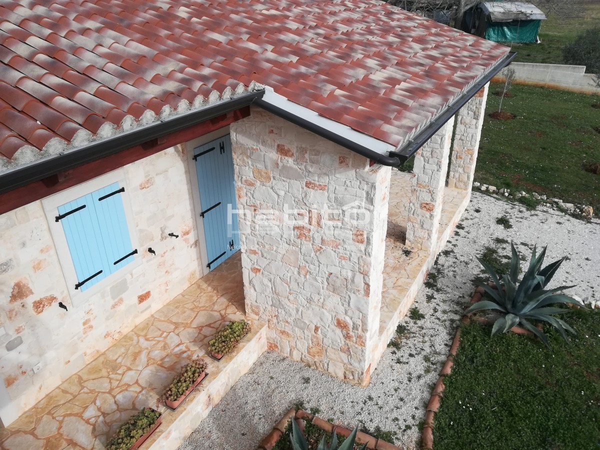 Parenzo 7 km - Casa in pietra indipendente vicino alla città