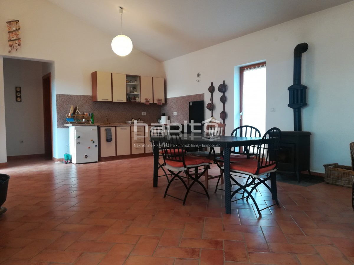 Parenzo 7 km - Casa in pietra indipendente vicino alla città