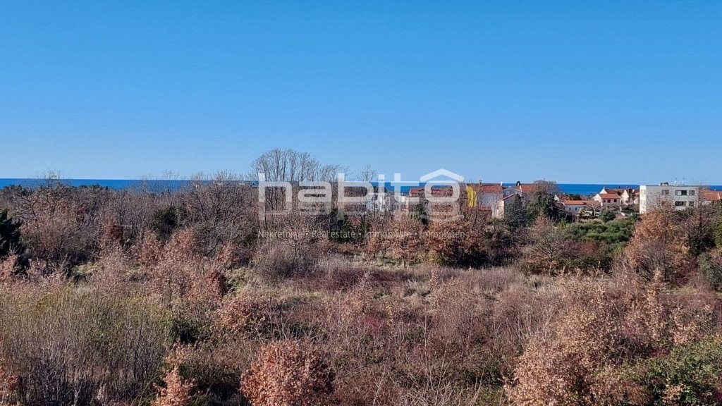 POREČ-PARENZO, APPARTAMENTO IN COSTRUZIONE DI 161 M2, 2° PIANO, VISTA MARE, 1500 m dal mare