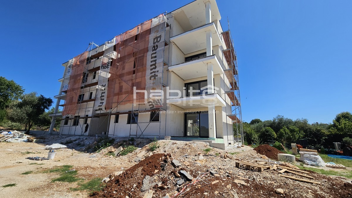 Zona Parenzo - Nuovo appartamento con vista mare, 2 camere da letto, ASCENSORE, 2 posti auto