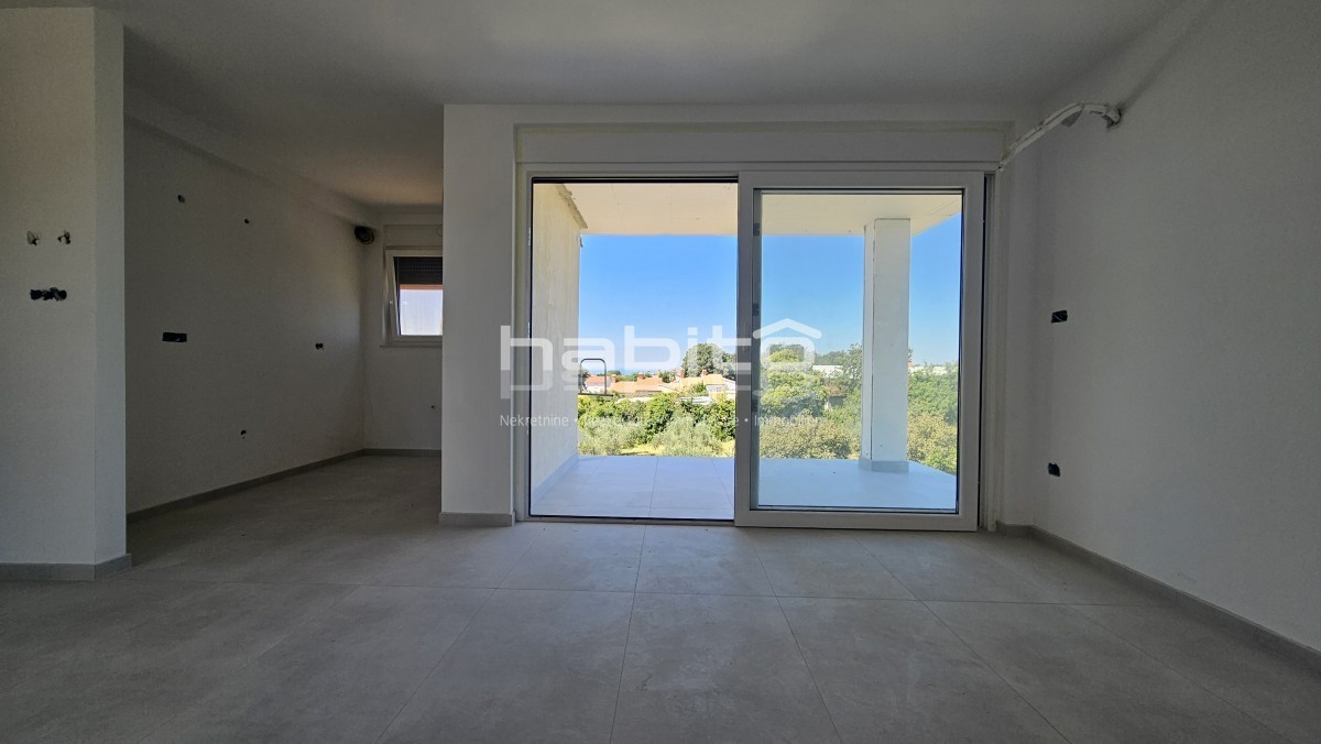 Zona Parenzo - Nuovo appartamento con vista mare, 2 camere da letto, ASCENSORE, 2 posti auto