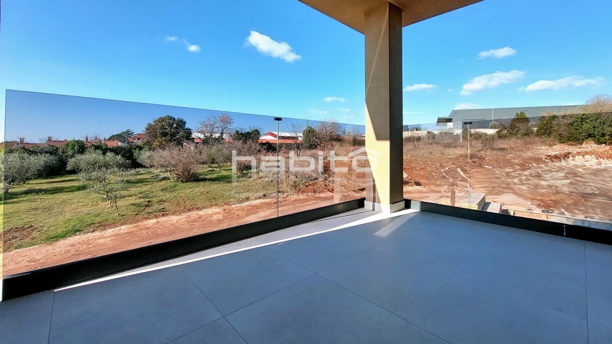 Zona Parenzo - Nuovo appartamento con vista mare, 2 camere da letto, ASCENSORE, 2 posti auto