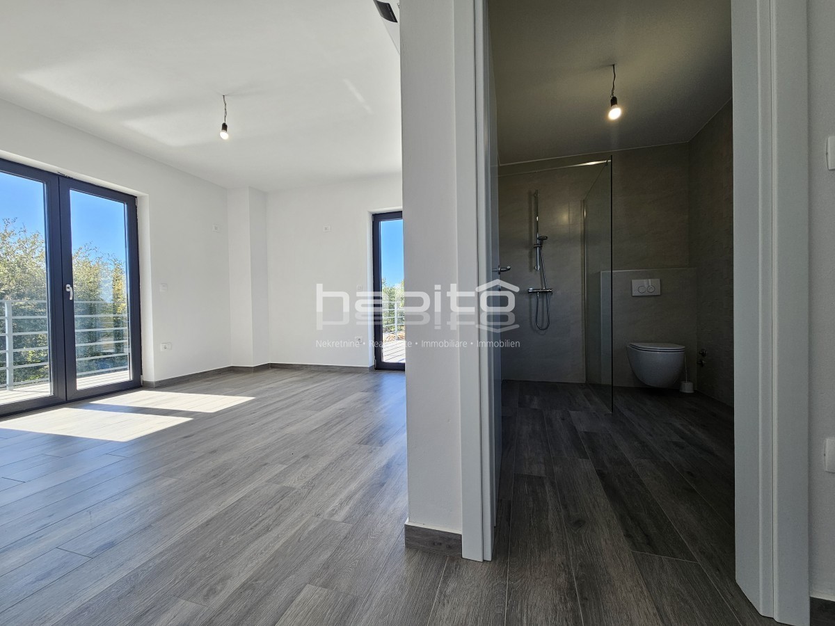 Dintorni di Parenzo - Villa Moderna con Piscina vicino a Parenzo e al Mare