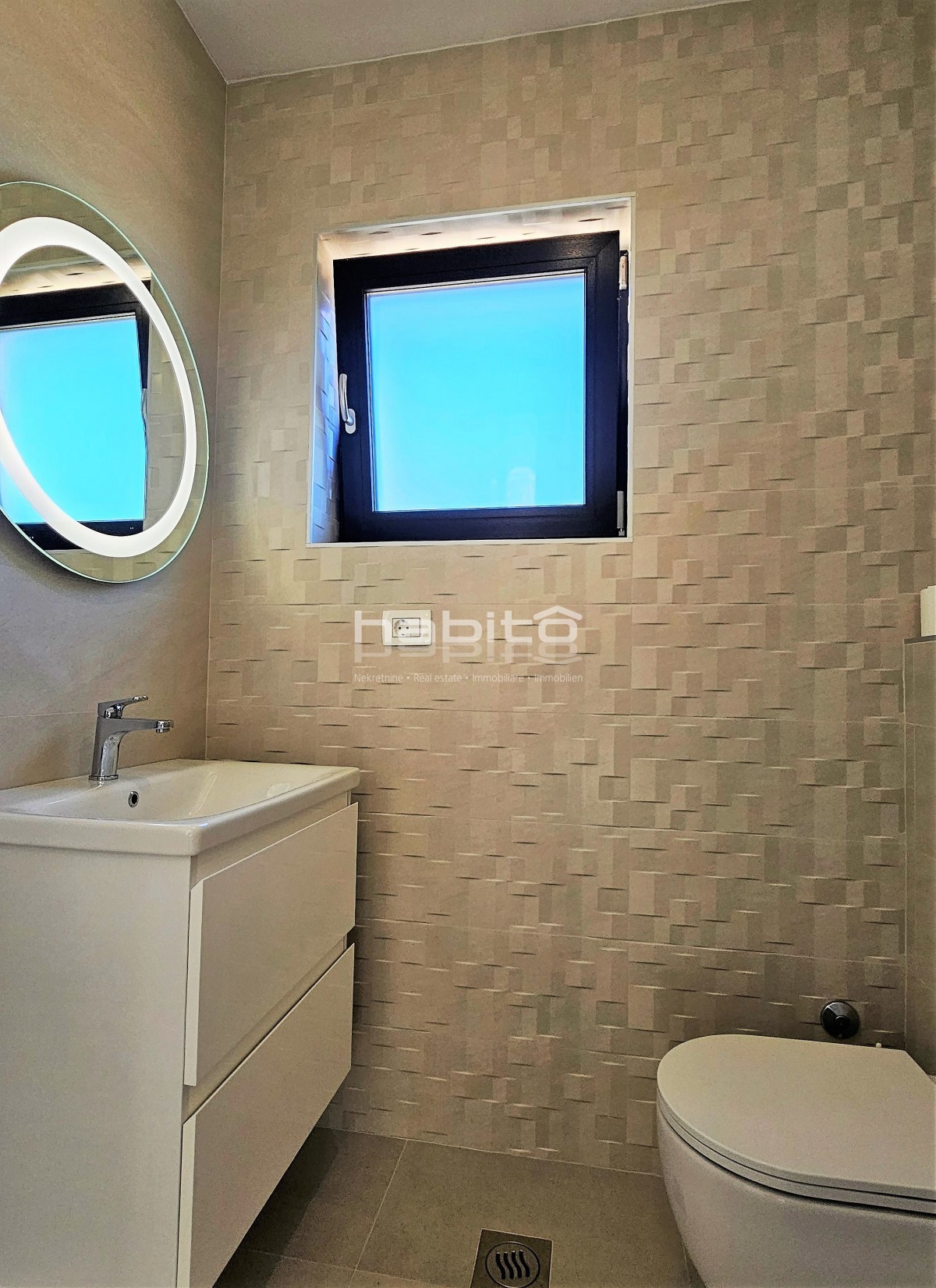 Dintorni di Parenzo - Villa Moderna con Piscina vicino a Parenzo e al Mare