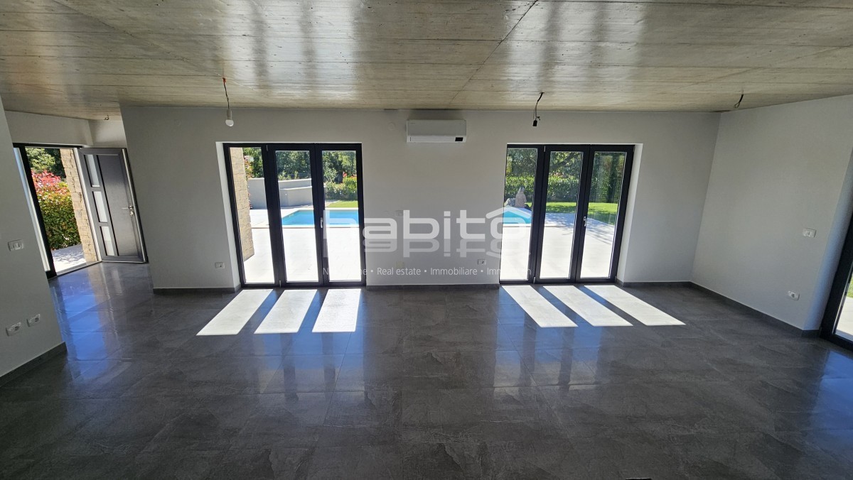 Dintorni di Parenzo - Villa Moderna con Piscina vicino a Parenzo e al Mare