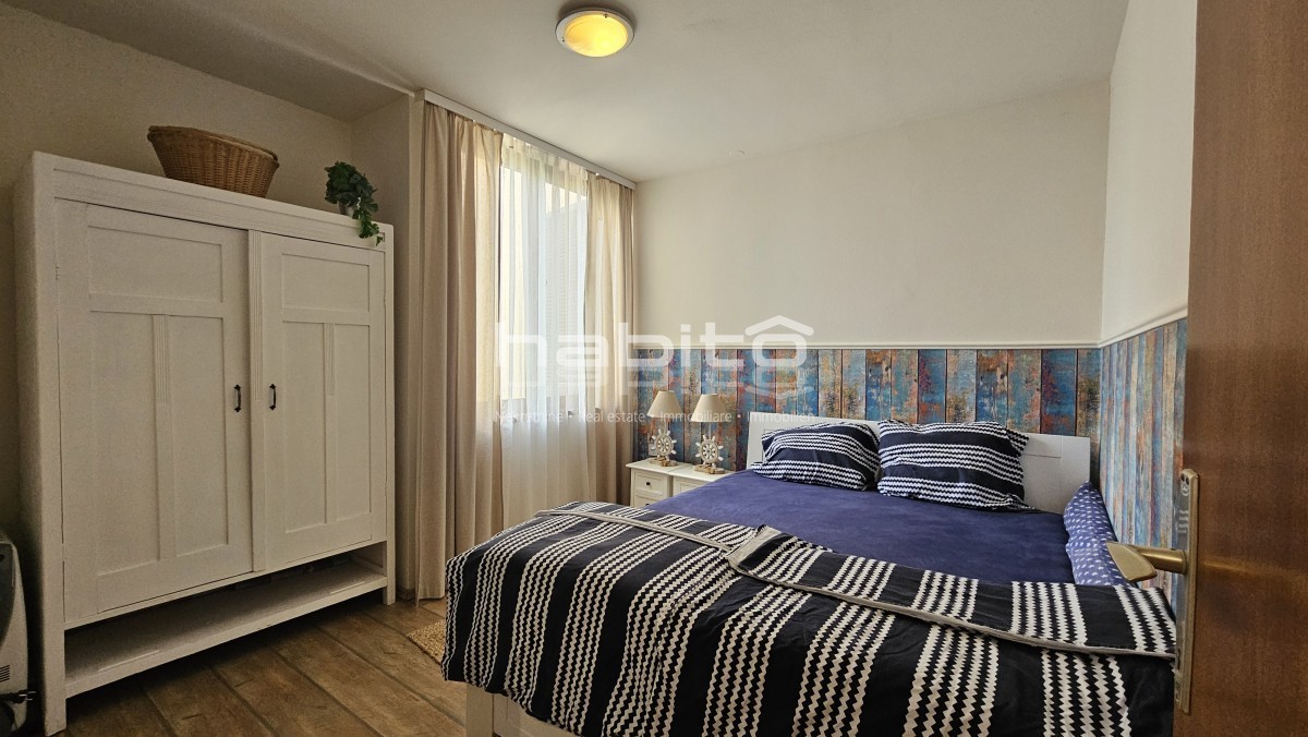 Parenzo, Cervar Porat - Appartamento con due camere da letto, prima fila al mare