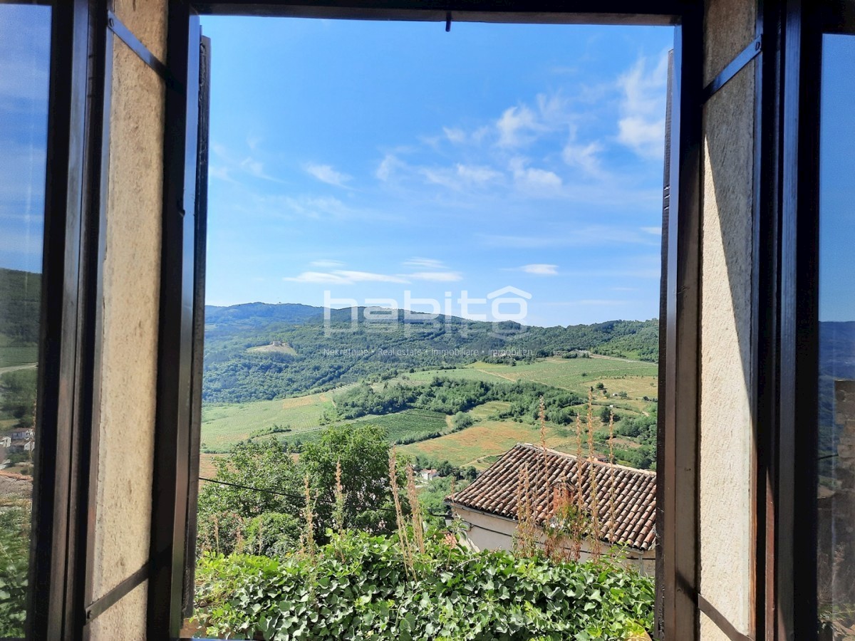 Motovun - Casa in pietra autoctona in posizione tranquilla