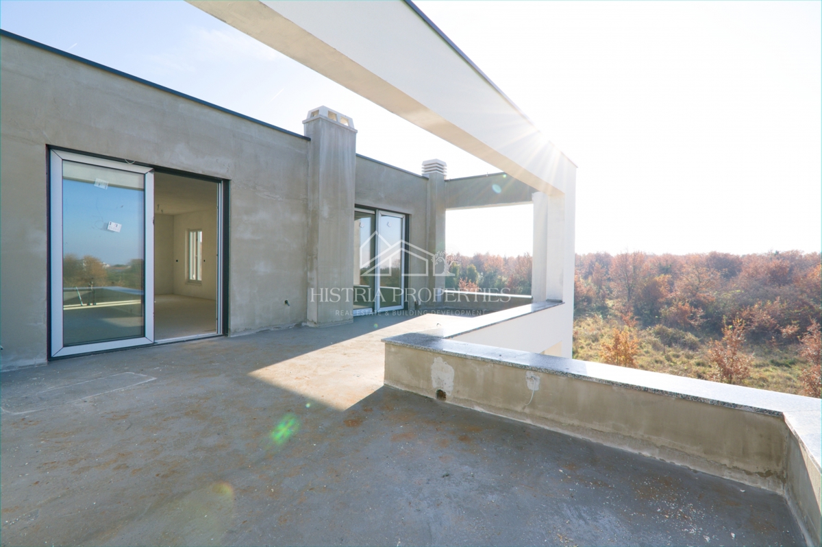 Spaziosità, comfort, qualità e una vista irresistibile dal perfetto attico