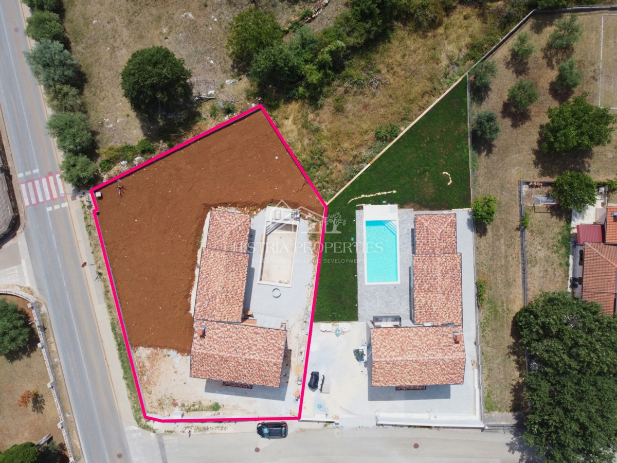 Casa con dettagli istriani riconoscibili e una splendida vista sul mare