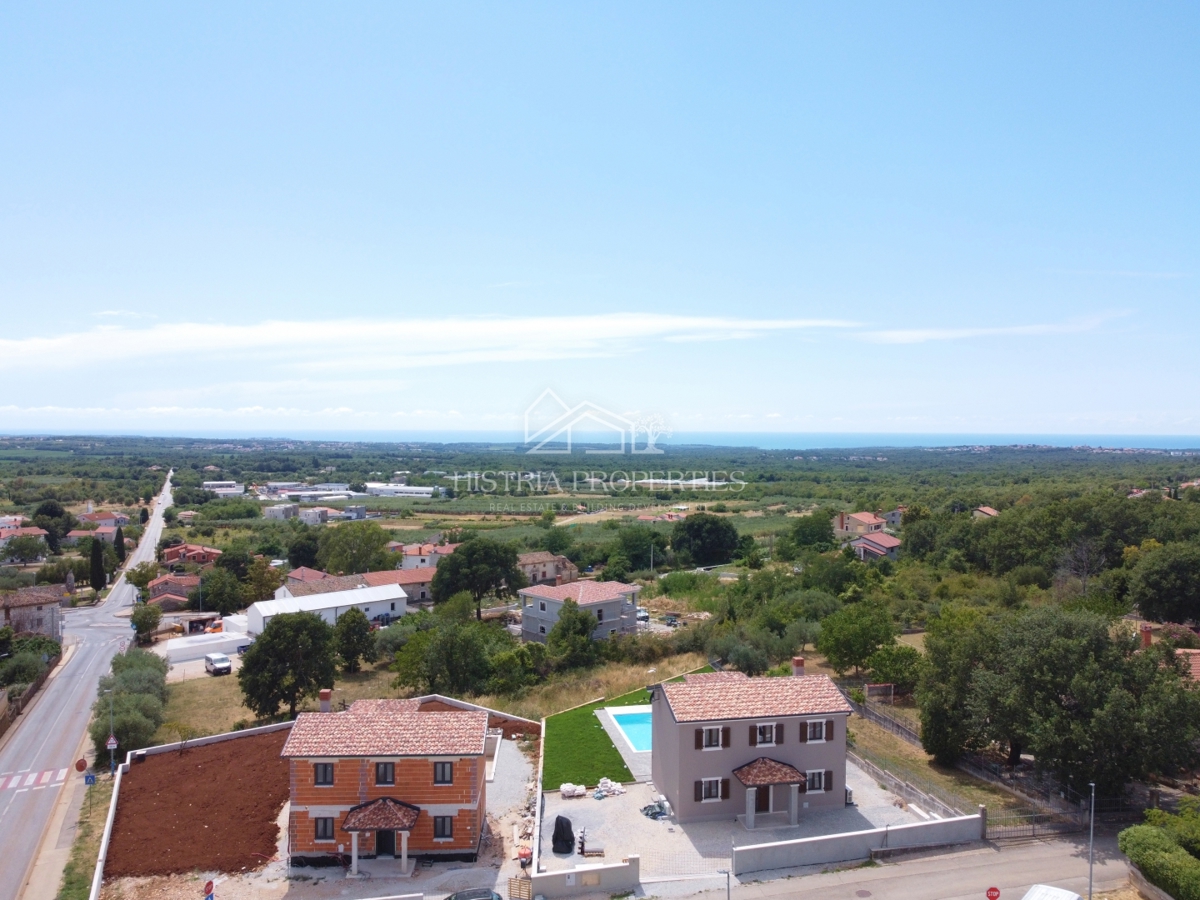 Casa con dettagli istriani riconoscibili e una splendida vista sul mare