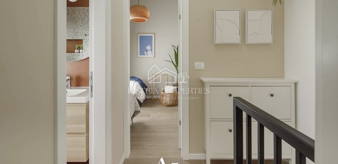 Casa moderna e attrezzata con piscina, categorizzata per affitto turistico