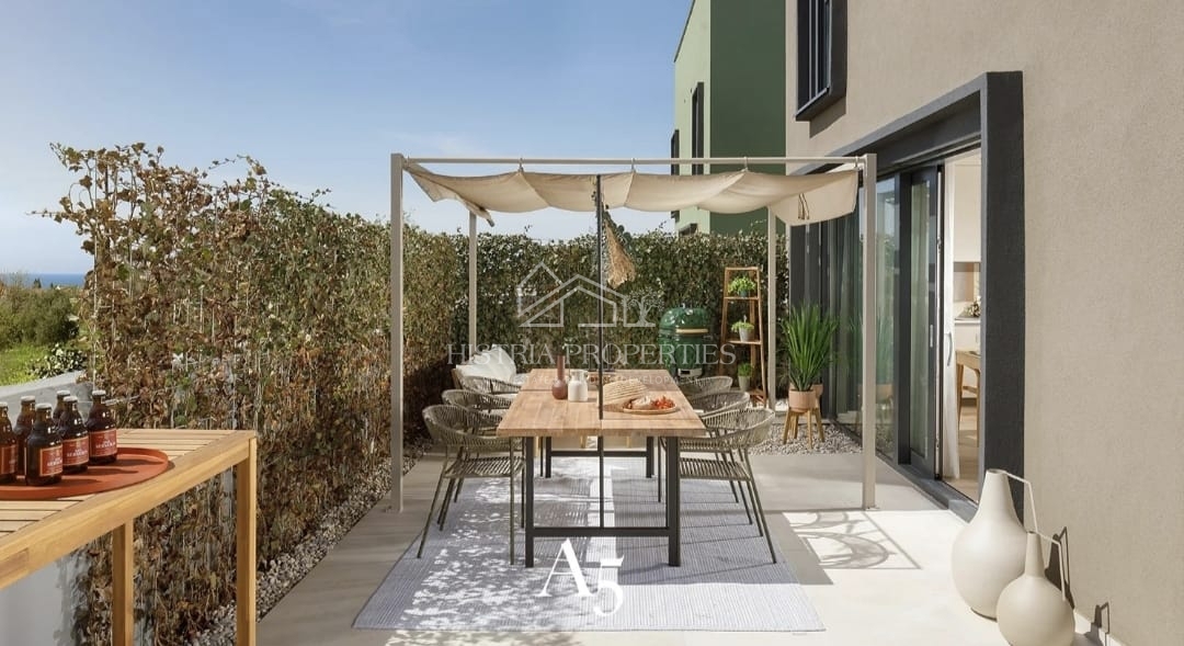 Casa moderna e attrezzata con piscina, categorizzata per affitto turistico