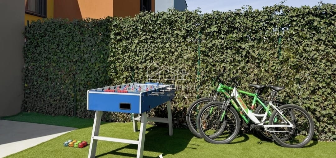 Casa moderna e attrezzata con piscina, categorizzata per affitto turistico