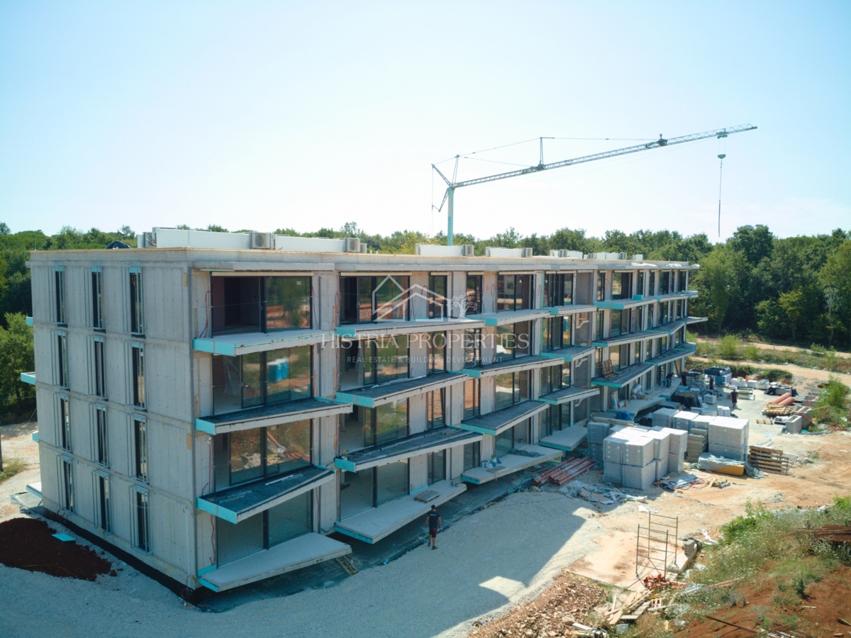 Nuovo edificio di lusso con garage a pochi passi dalla spiaggia nella splendida Parenzo