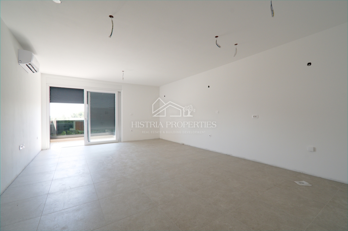 Grazioso appartamento a 800 metri dal mare in un nuovo edificio con ascensore