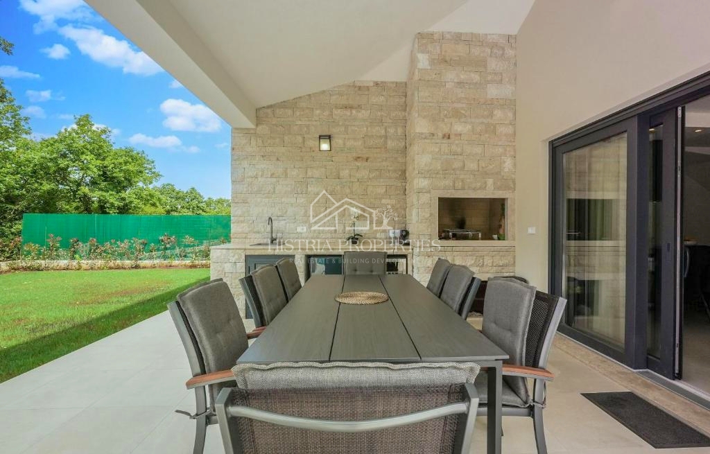 Confortevole villa nella periferia di Parenzo