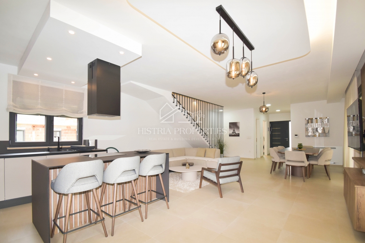 Confortevole villa nella periferia di Parenzo